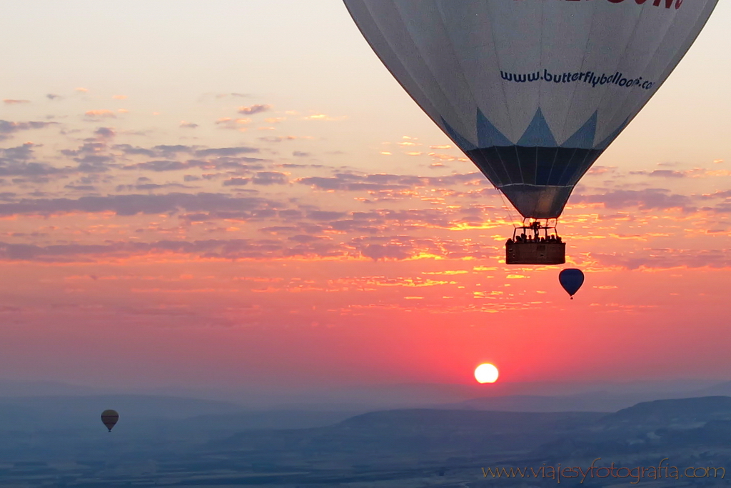 Experiencia inolvidable en Turquía: volando en globo sobre Capadocia