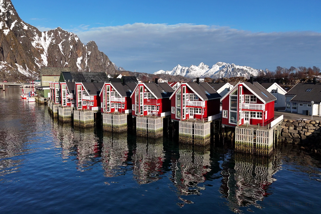 lofoten-svolvaer-rorbuer