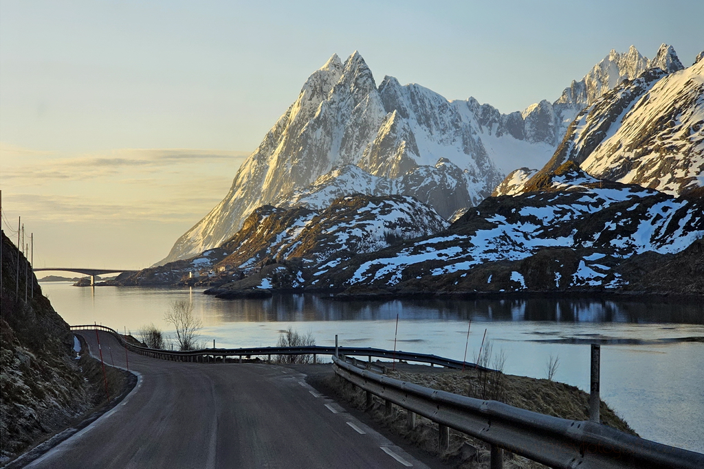 lofoten-on-the-road