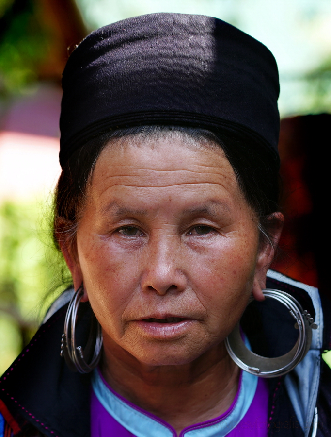 mujer-black-hmong-retrato